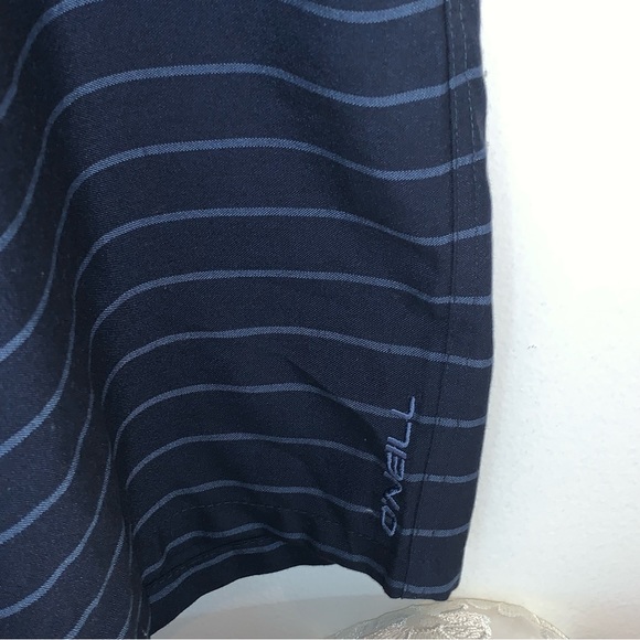 O’Neill Men’s Casual Shorts - Size 34 - Picture 2 of 6